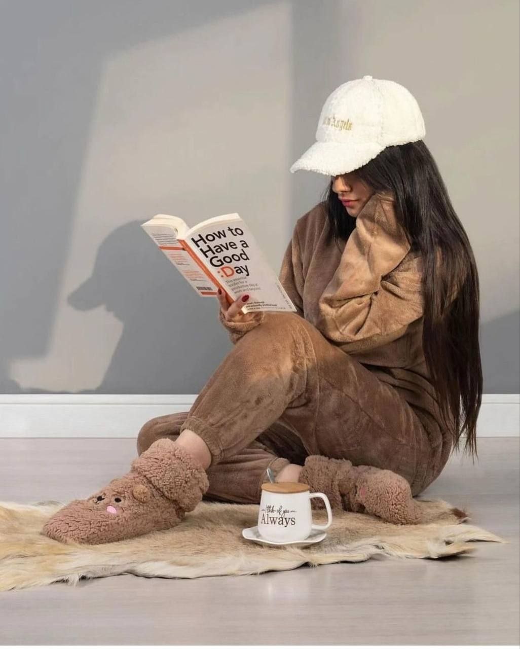 رنگ قهوه ای در لباس زنانه