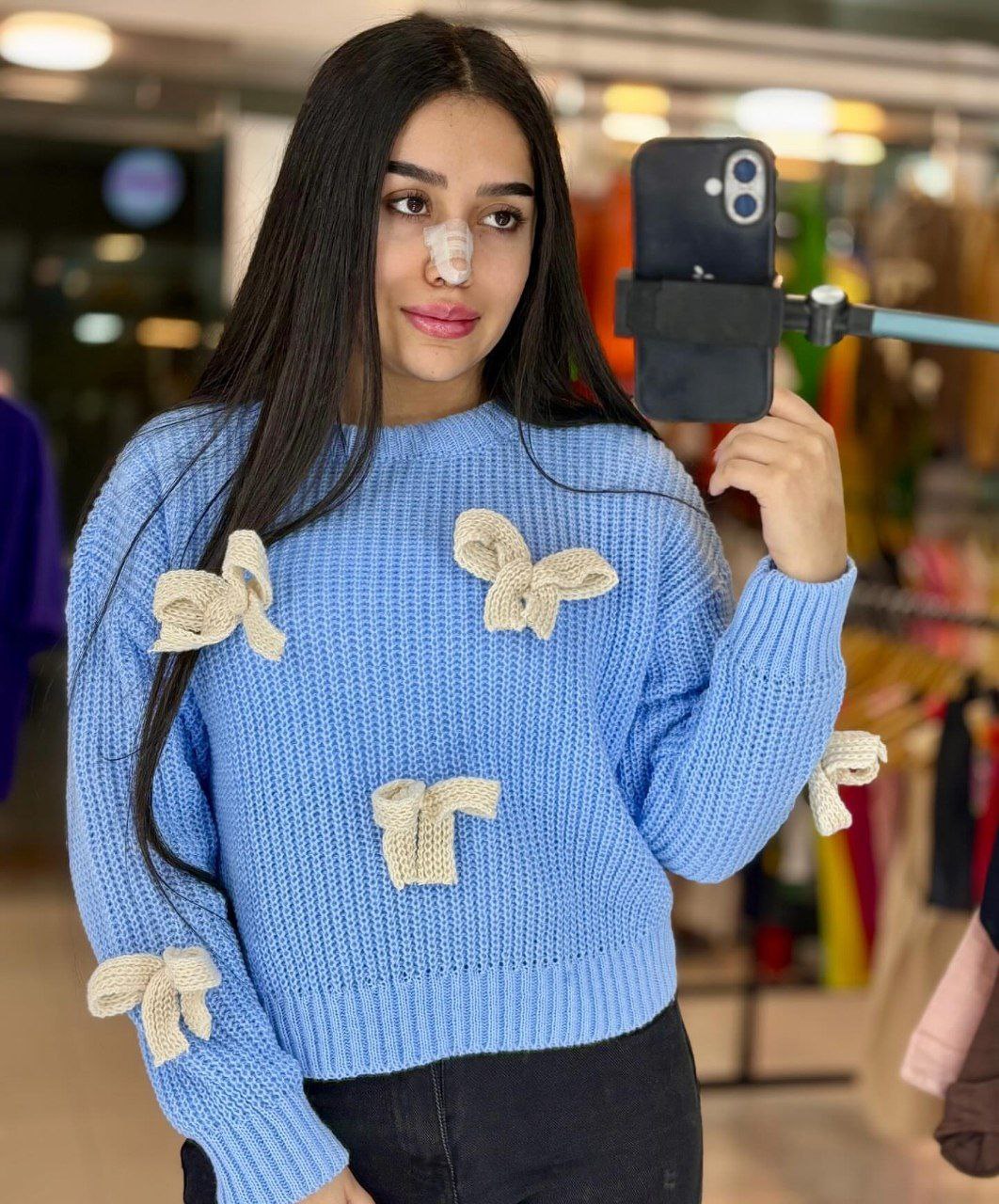 رنگ ابی در لباس زنانه